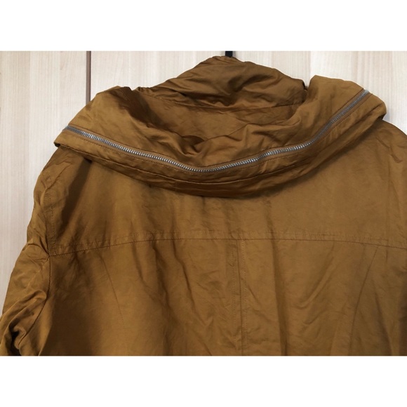 Zara jacket - Picture 2 of 2